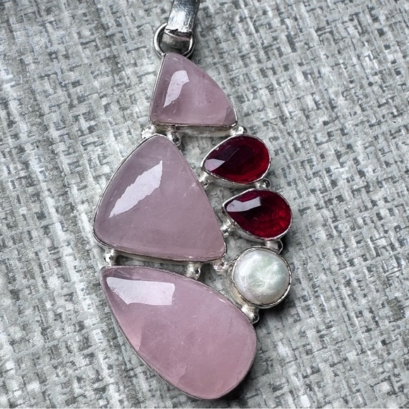 Artisan Jewelry - Elegant Pink Quartz Pendant Triple Stone With Red Crystal And Pearl Accents